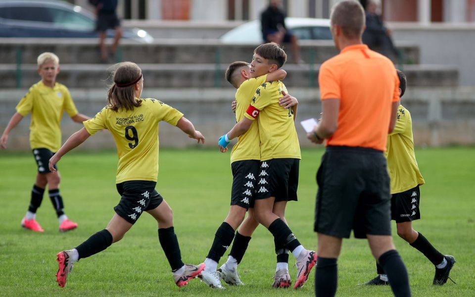 1. NL Druga ovosezonska pionirska "šestica"